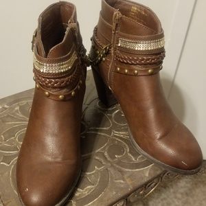 Sugar Takedown Bootie size 10